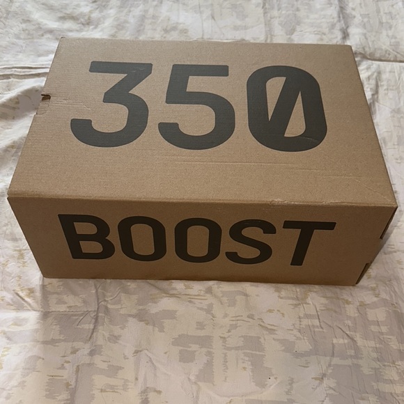 YZY 350 V2 - Picture 5 of 7